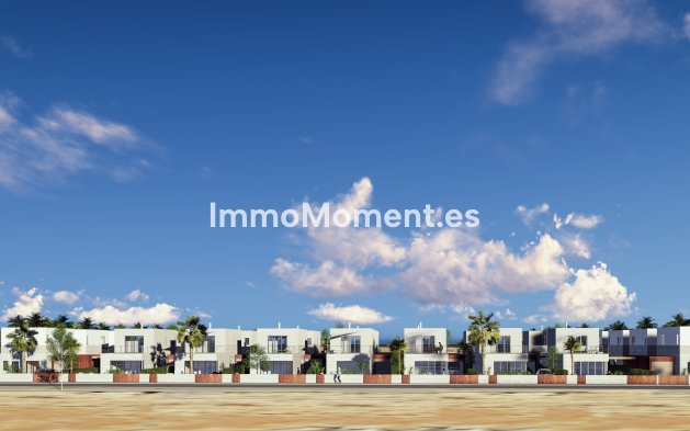 Obra nueva - Villa independiente - Los Alcázares