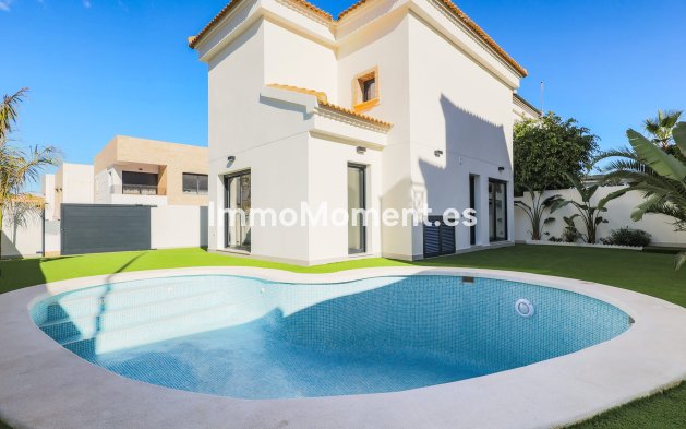 Nieuwbouw - Vrijstaande villa - Orihuela Costa