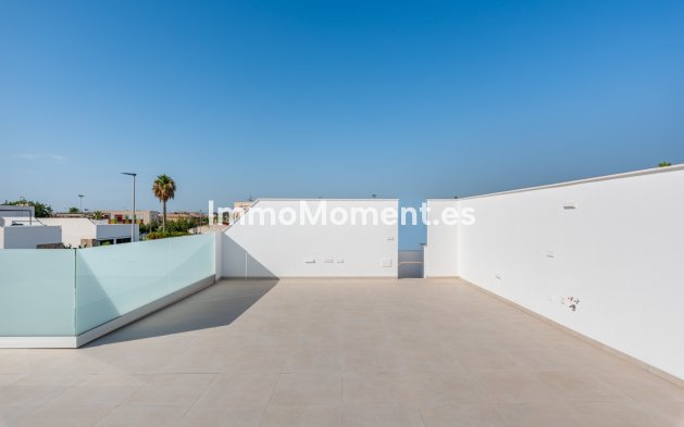 New Build - Detached villa - Los Alcázares