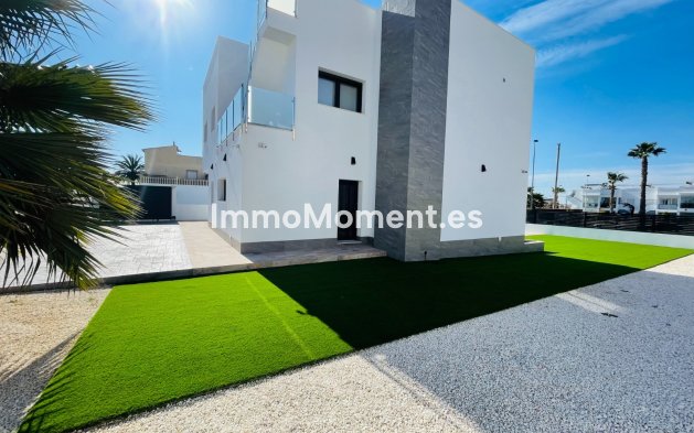 Neubau - Freistehende Villa - Torrevieja