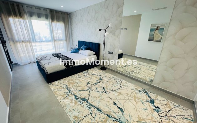 Neubau - Freistehende Villa - Torrevieja