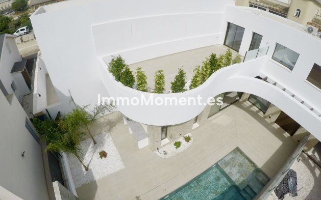 Neubau - Terraced - Heredades