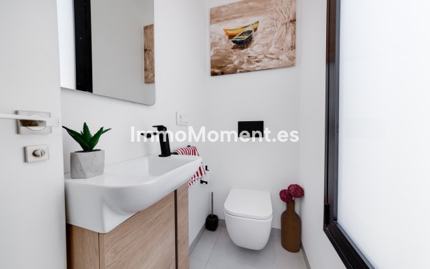 Obra nueva - Villa independiente - Pilar de la Horadada