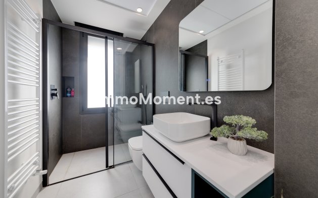 Obra nueva - Villa independiente - Pilar de la Horadada