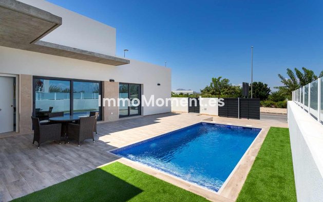 Nieuwbouw - Vrijstaande villa - Daya Nueva