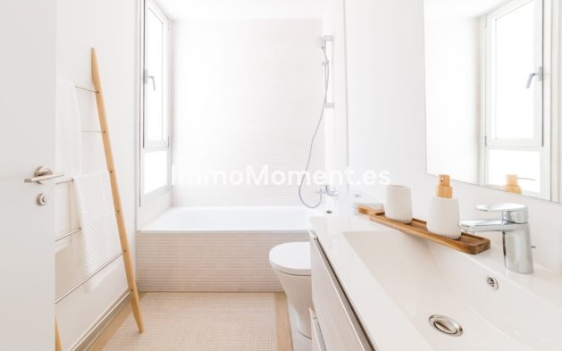 Construction neuve - Ground-floor - Estepona Oost - Cancelada