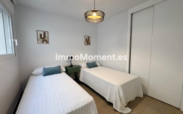Resale - Apartment - Torrevieja - Los Locos