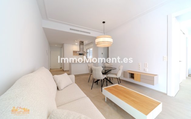 Resale - Apartment - Torrevieja - Los Locos
