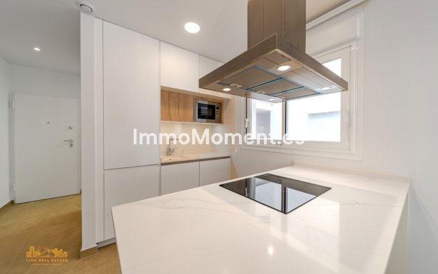 Resale - Apartment - Torrevieja - Los Locos