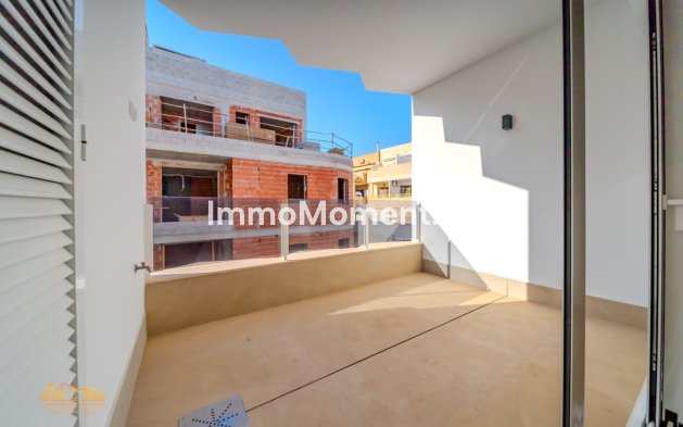 Resale - Apartment - Torrevieja - Los Locos