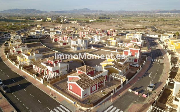 Obra nueva - Villa independiente - Purias