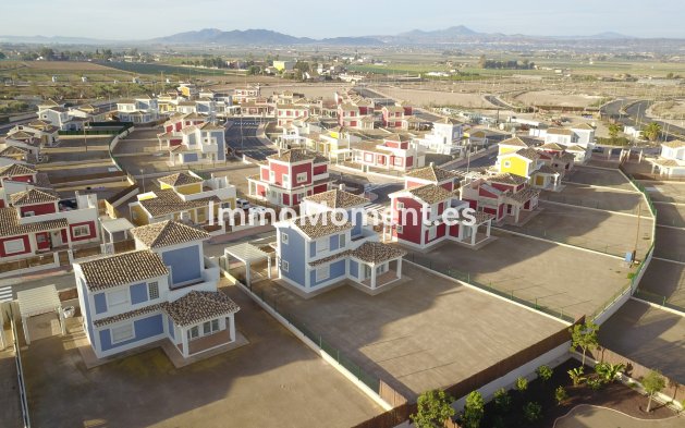 Obra nueva - Villa independiente - Purias