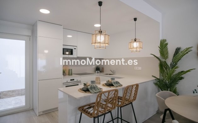 Neubau - Terraced - Jerónimo y Avileses