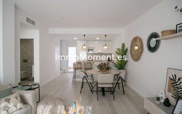 Neubau - Terraced - Jerónimo y Avileses