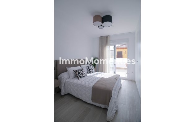 Neubau - Terraced - Jerónimo y Avileses