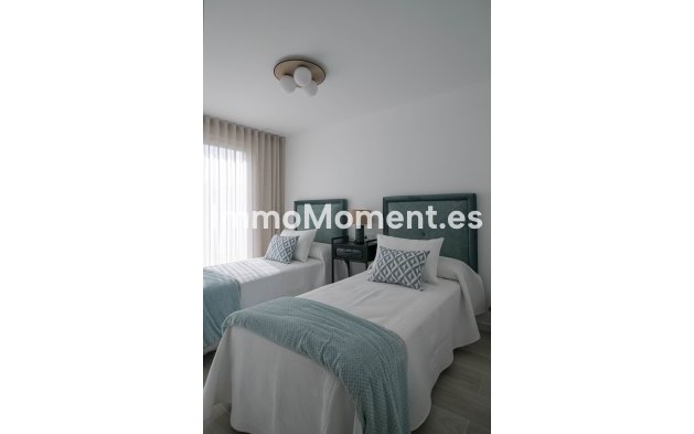 Neubau - Terraced - Jerónimo y Avileses