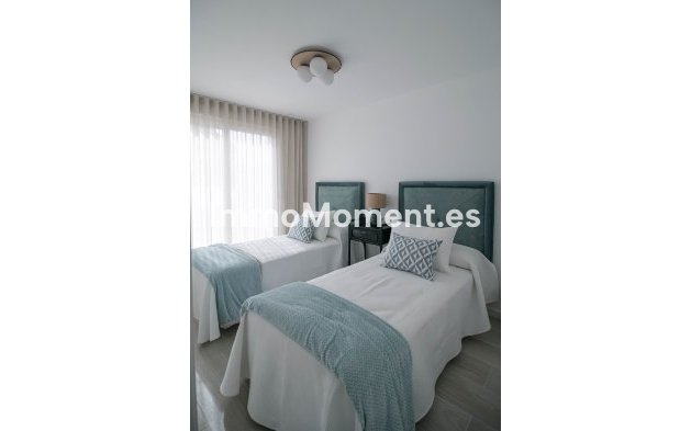 Neubau - Terraced - Jerónimo y Avileses