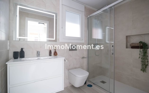 Neubau - Terraced - Jerónimo y Avileses