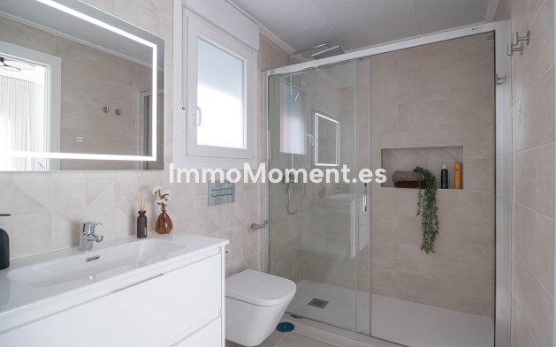 Neubau - Terraced - Jerónimo y Avileses