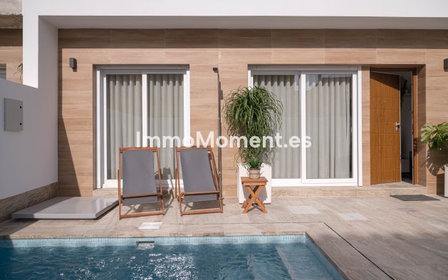 Neubau - Terraced - Jerónimo y Avileses