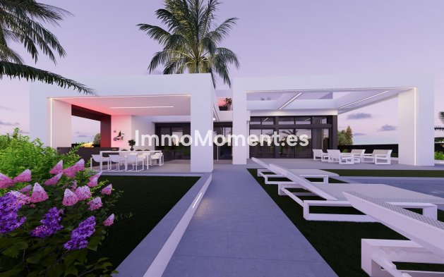 Obra nueva - Villa independiente - Santa Rosalía