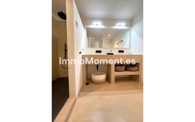 Location de courte durée - Villa individuelle - Estepona  - New Golden Mile