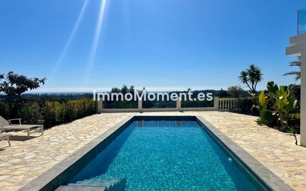 Location de courte durée - Villa individuelle - Estepona  - New Golden Mile