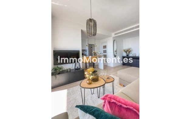 Alquiler a largo plazo - Apartamento - Estepona  - Estepona