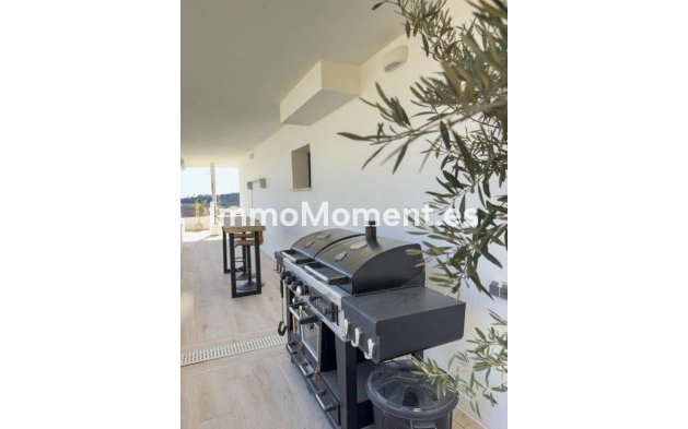 Alquiler a largo plazo - Apartamento - Estepona  - Estepona