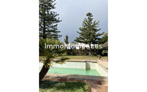 Short Term Rentals - Detached villa - Marbella West - Marbella