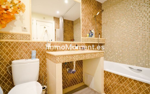 Revente - Appartement - Estepona  - Atalaya