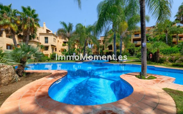 Revente - Appartement - Estepona  - Atalaya