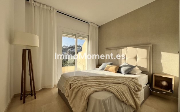 Resale - Apartment - Benahavís - La Quinta