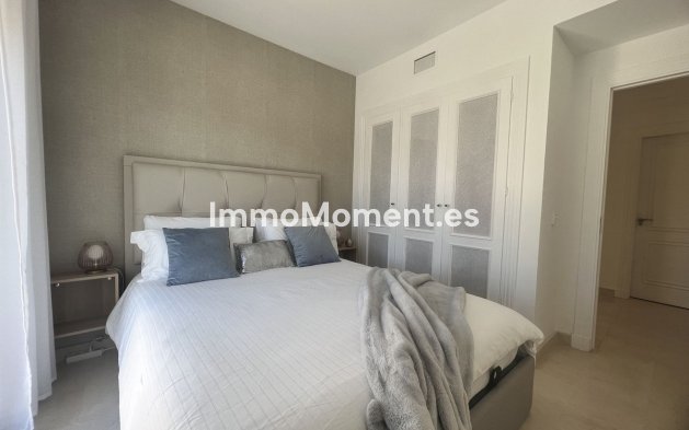 Resale - Apartment - Benahavís - La Quinta