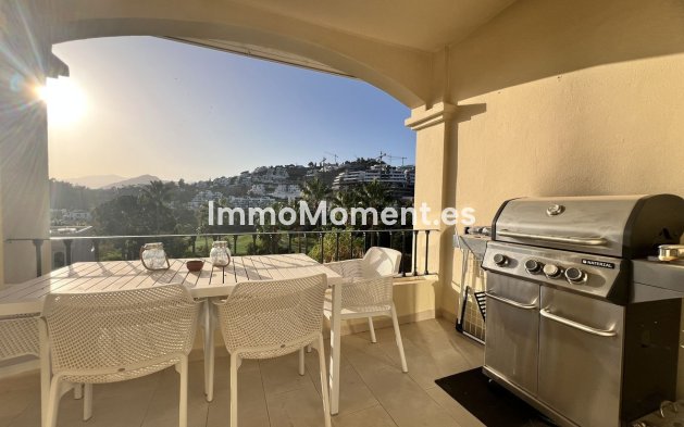 Resale - Apartment - Benahavís - La Quinta