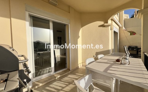 Resale - Apartment - Benahavís - La Quinta