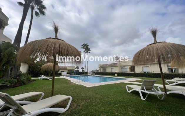 Resale - Apartment - Benahavís - La Quinta