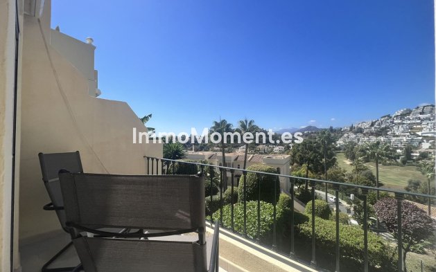 Resale - Apartment - Benahavís - La Quinta