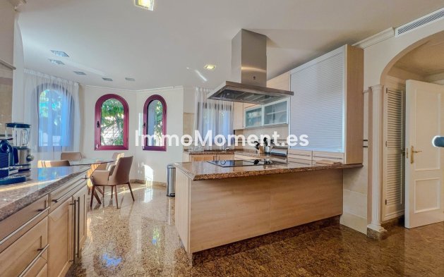 Resale - Detached villa - Benahavís