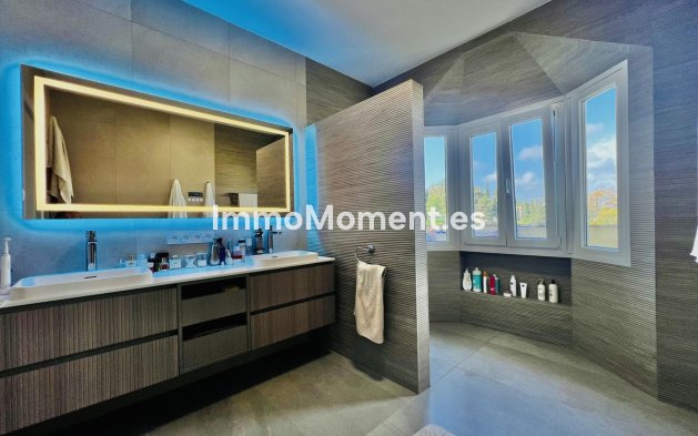 Revente - Maison mitoyenne - Estepona  - Estepona Centro