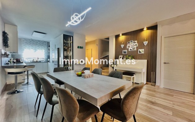 Revente - Maison mitoyenne - Estepona  - Estepona Centro