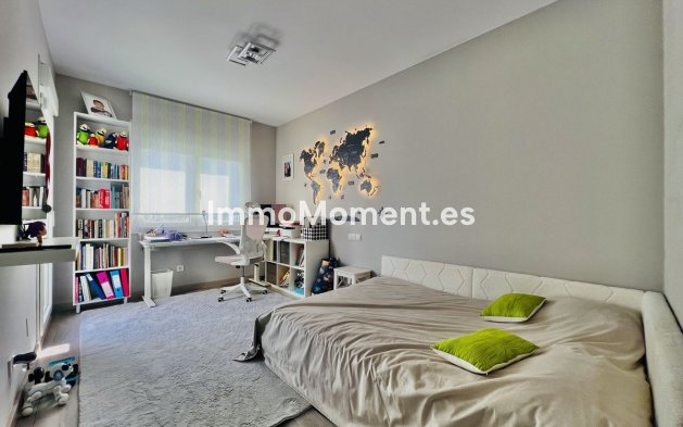 Revente - Maison mitoyenne - Estepona  - Estepona Centro