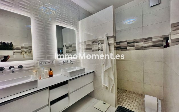 Revente - Maison mitoyenne - Estepona  - Estepona Centro