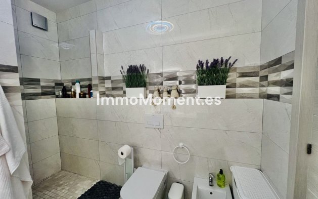 Revente - Maison mitoyenne - Estepona  - Estepona Centro