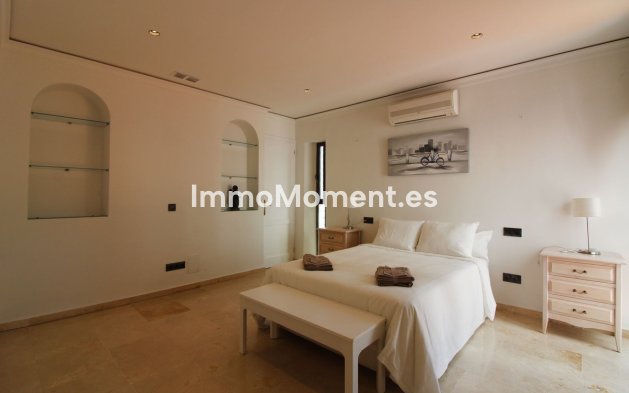 Revente - Villa - Benalmadena - Benalmadena Centro