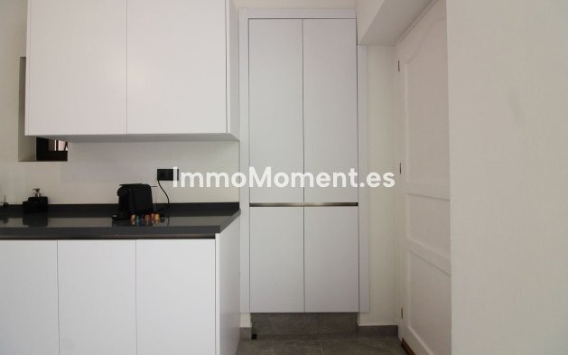 Revente - Villa - Benalmadena - Benalmadena Centro