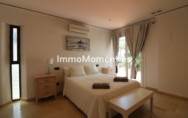 Revente - Villa - Benalmadena - Benalmadena Centro