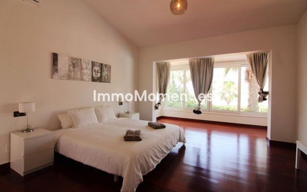 Revente - Villa - Benalmadena - Benalmadena Centro