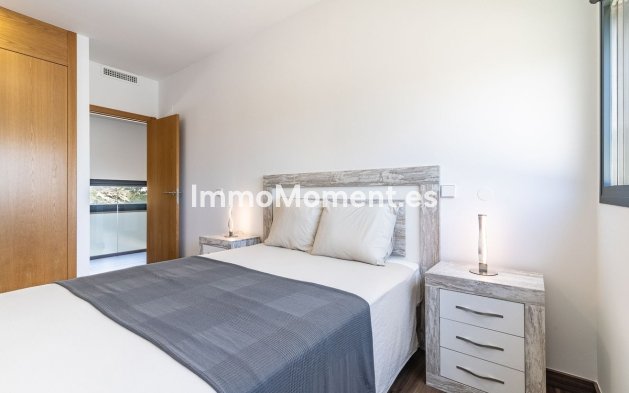 Bestaande woning - Vrijstaande villa - Manilva