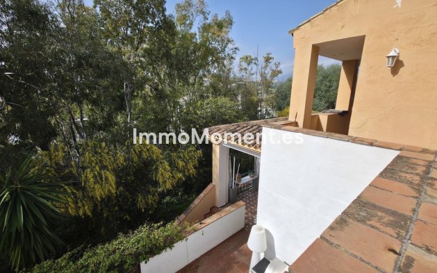 Resale - Villa - Estepona - Atalaya